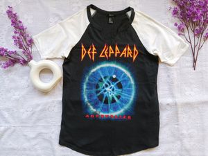 Forever 21 Def Leppard Print T-shirt