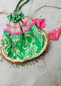 Green &amp; Pink Potli Pouch