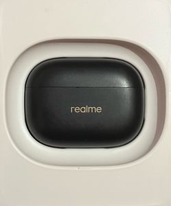Realme Buds T300 wireless tws earbuds.