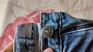Light Wash Denim Jeans