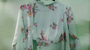 Floral Print Co Ords with Shrug