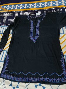 Women Black Cotton Embroidered Tunic Top