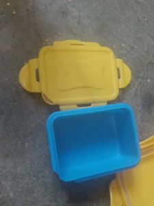 School Tiffen Yellow And Blue