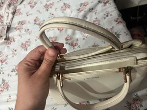 Metro Handbag