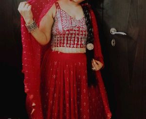🔥 Karvachauth Offer Hot Pink Mirror Work Lahenga