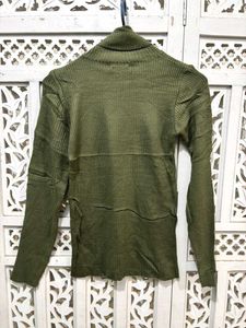🎀Made In Roumania Turtleneck Sweater B