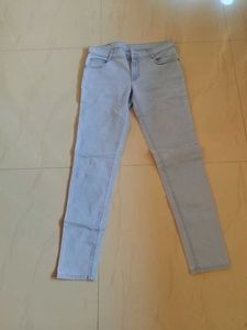 Photo Mein Aap Khud Hi De Sakte Hain Ki Jeans 👖