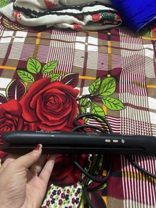 New Hardly Used Hair Straightner