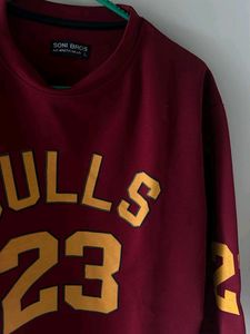 Bulls 23 Red Oversize