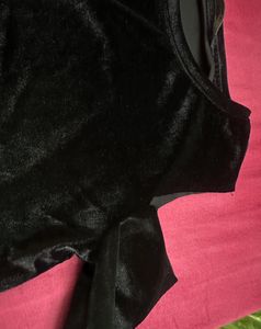 ONLY black velvet top