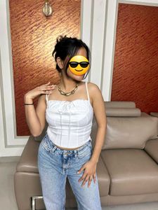 GOLD COLORED NECKPIECE