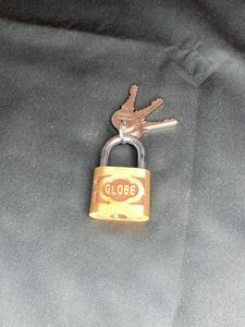 🆕Globe Brass Lock With 3 Keys ( 1.5inch - 140gms)