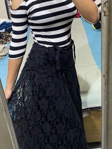 Black net long skirt