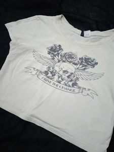 H&amp;M Cream Crop Top