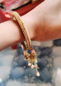 Elegant Gold-Tone Bangle Bracelet