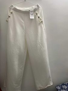 A business formal pant