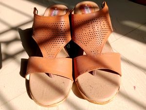 Simple Sandal For Ladies