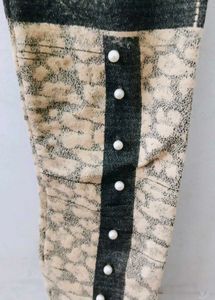 Stylish Patterned Leggings