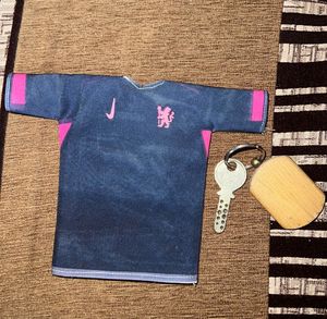 mini Chelsea jersey souvenir