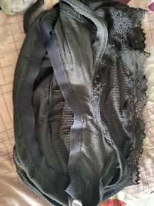 Aerie Black Lace Trim Bralette – Size Large