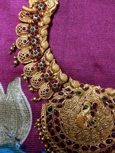 Jewelry Neckles