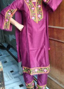 Pakistani Style Kurta Set