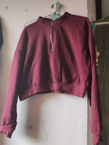 Crop Sweatshirt
