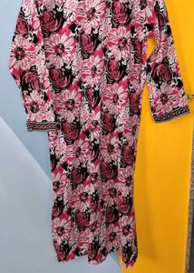 Floral Print V-Neck Kurti