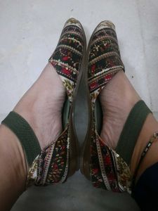 Ethnic Bellies 40