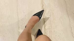 MANGO Croc Textured Pumps