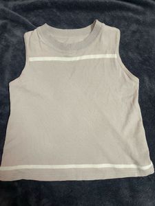Vest.🎀