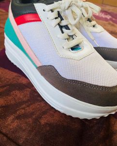 White Heel Sneakers Colour Blocked