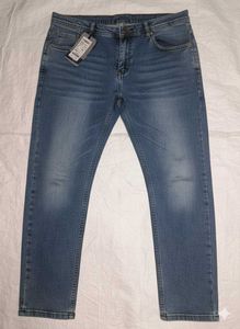 Stylish Blue Denim Jeans (40) size.