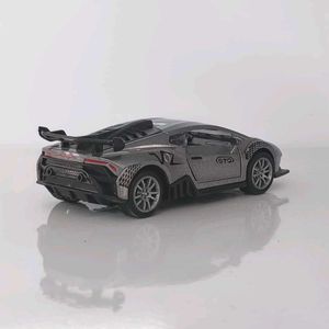 Famous Model Toy Car (Pcs.1)