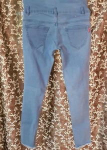 High-Waisted Jeans &amp; Soft Fluffy Top