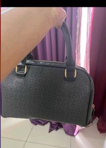 Authentic Guess sachel bag
