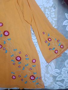Floral Embroidered Kurta