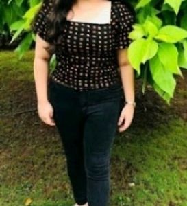 Roadster-Square neck polka dot top