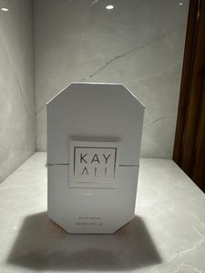 Kayali Vanilla 28 Sample