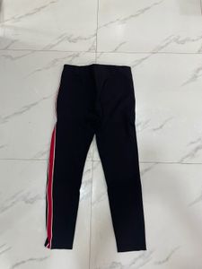 💥 ZARA Track Chic: Red Stripe Dream! ✈️