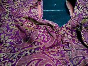 Traditional Patterned Blouse 💗🌷