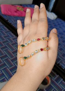 Hand Chain with Crystals