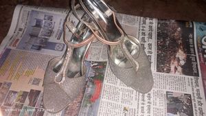 A Pencil Heel