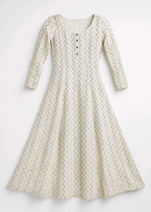 Elegant Off-White Zigzag Patterned A-Line Maxi Dre