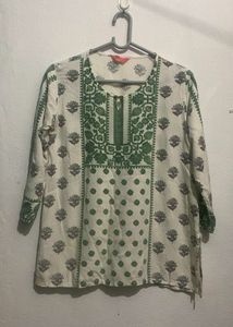 Short Kurti