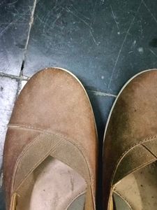 Comfortable Brown Ballerinas