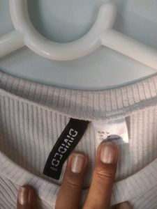 H&amp;M OFF WHITE TOP