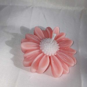 Daisy Flower Candles - Set of 2 🌼🌼