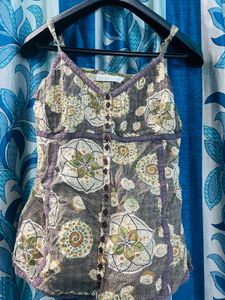 Classy Tunic Top 🤍