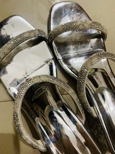 Rinostone Sandal